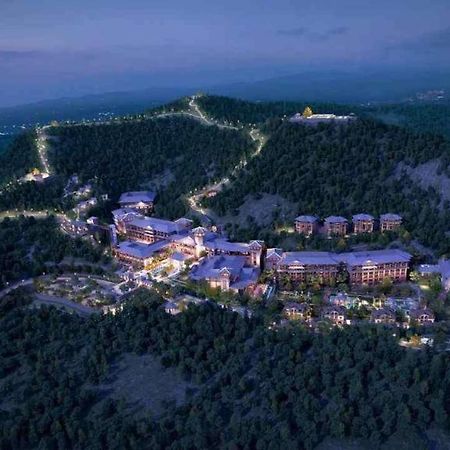 Grand Bay Hotel Beijing Xiaotangzhuang Экстерьер фото