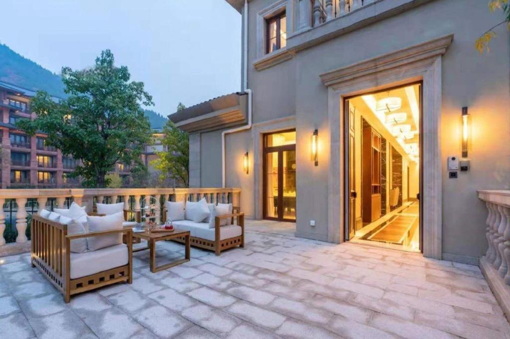 Grand Bay Hotel Beijing Xiaotangzhuang Экстерьер фото