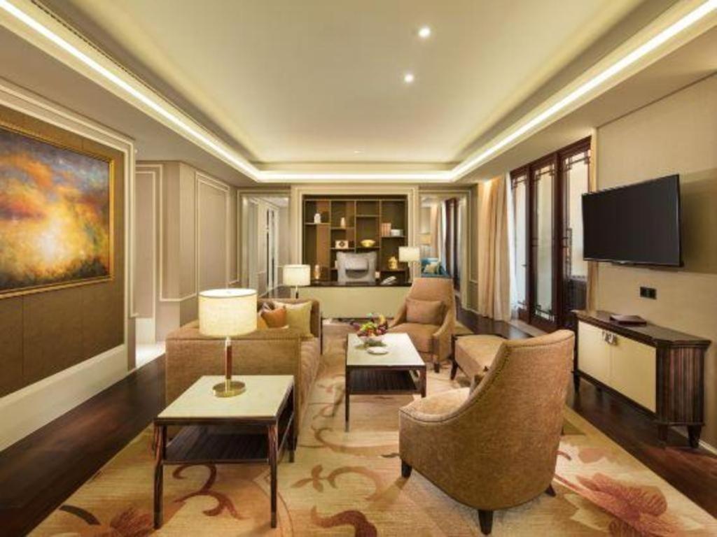 Grand Bay Hotel Beijing Xiaotangzhuang Экстерьер фото